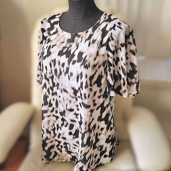 Calvin Klein abstract animal print flutter sleeve blouse - Picture 1 of 13